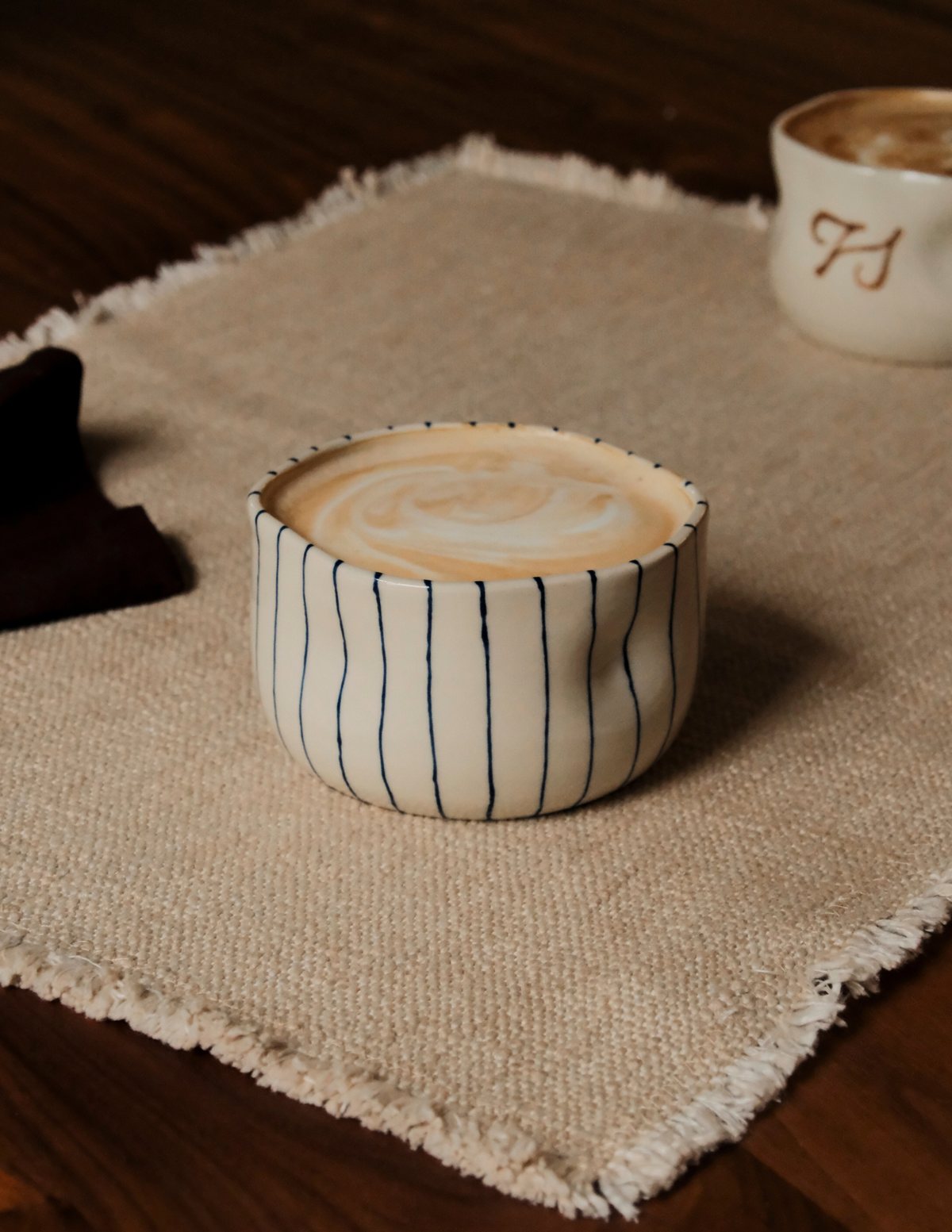 Cappuccino cup - Thin lines