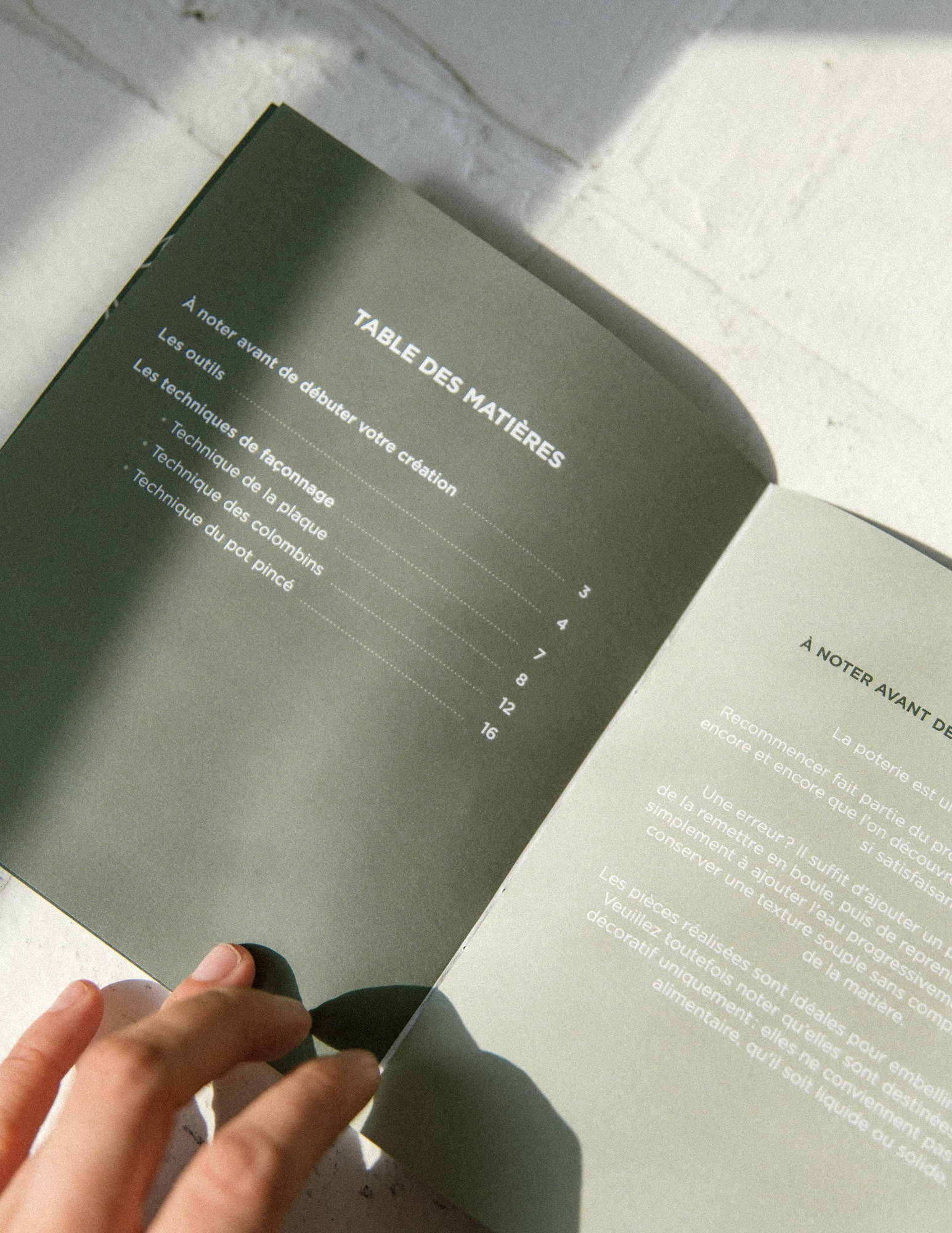 Boîte de poterie à la maison (sans cuisson pour usage décoratif)