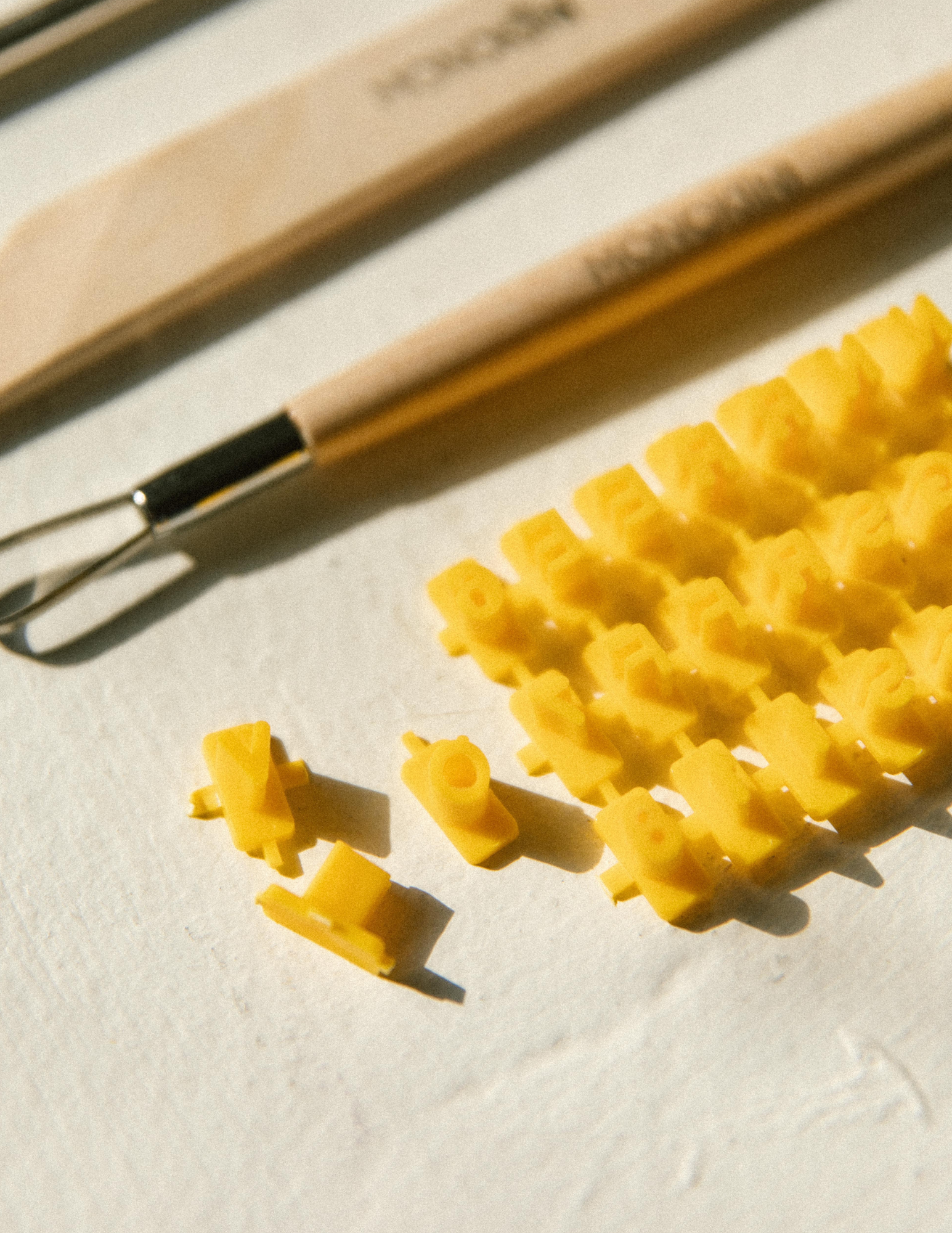 Boîte de poterie à la maison (sans cuisson pour usage décoratif)
